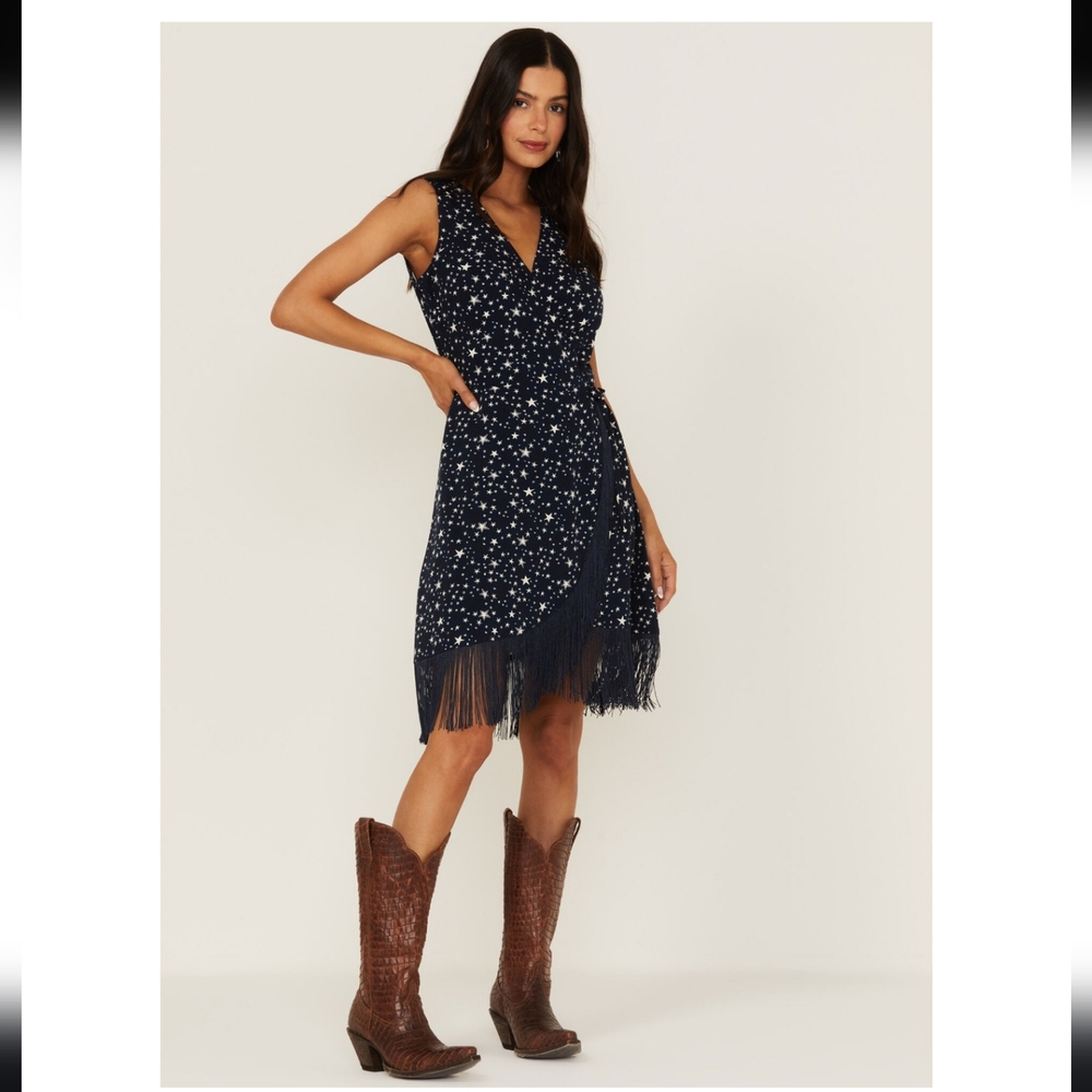 Idyllwind Women's Queens Lane Star Print Wrap Fringe Dress size medium